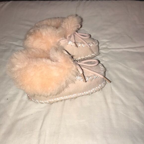 Cloud 9 Shearling Moccasins Pink 3 Booties - Picture 2 of 6